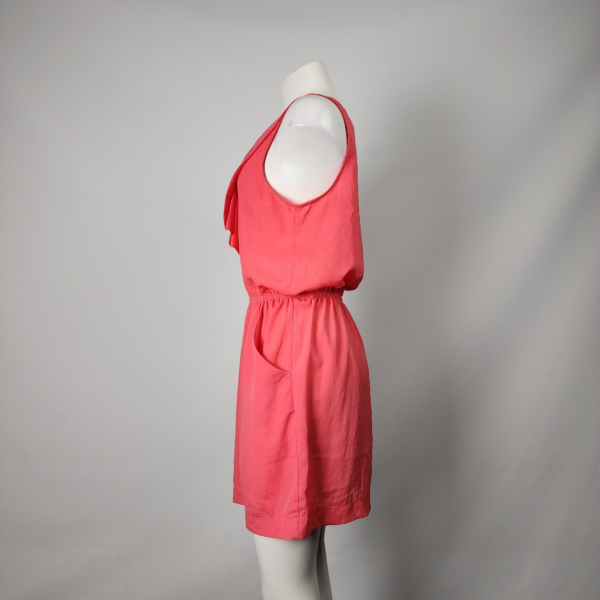 Lush Coral Sleeveless Dress Size M