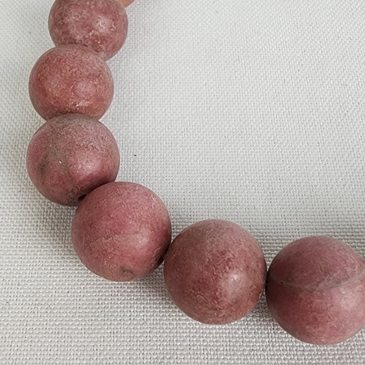Elegant Rhodonite Beaded Necklace