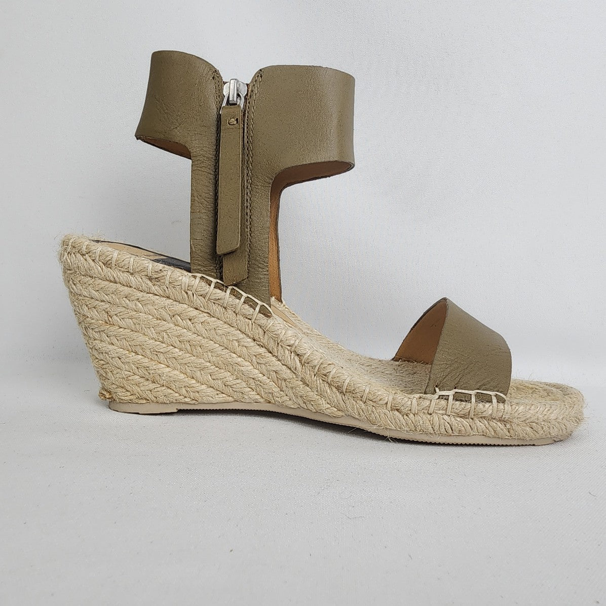 Dolce Vita Espadrille Wedges Olive Leather Sandals Size 7