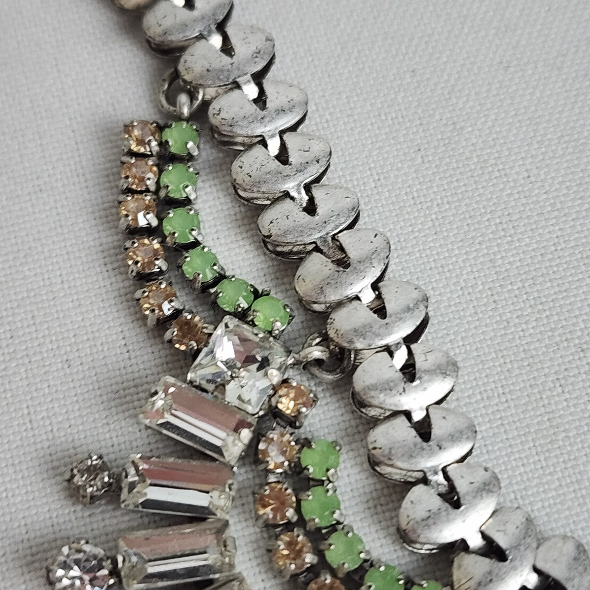 Stella & Dot Collier Belle Silver Tone Rhinestone Statement Necklace