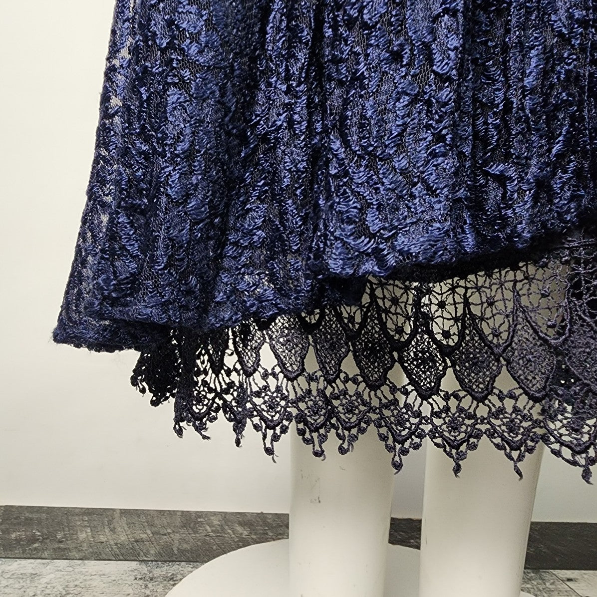 Vintage 90s Jessanan Navy Blue Lace Button Up Midi Dress Size S