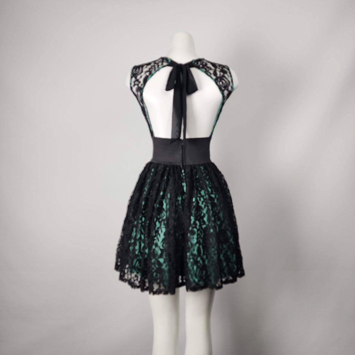 Astrologie California Mint & Black Lace Party Dress Size S
