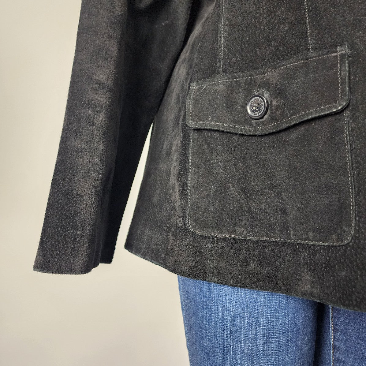 Lady Hathaway Black Suede Button Up Jacket Size L/XL