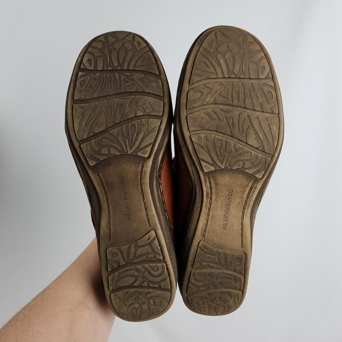 Denver Hays Brown Leather Strappy Sandals Size 10