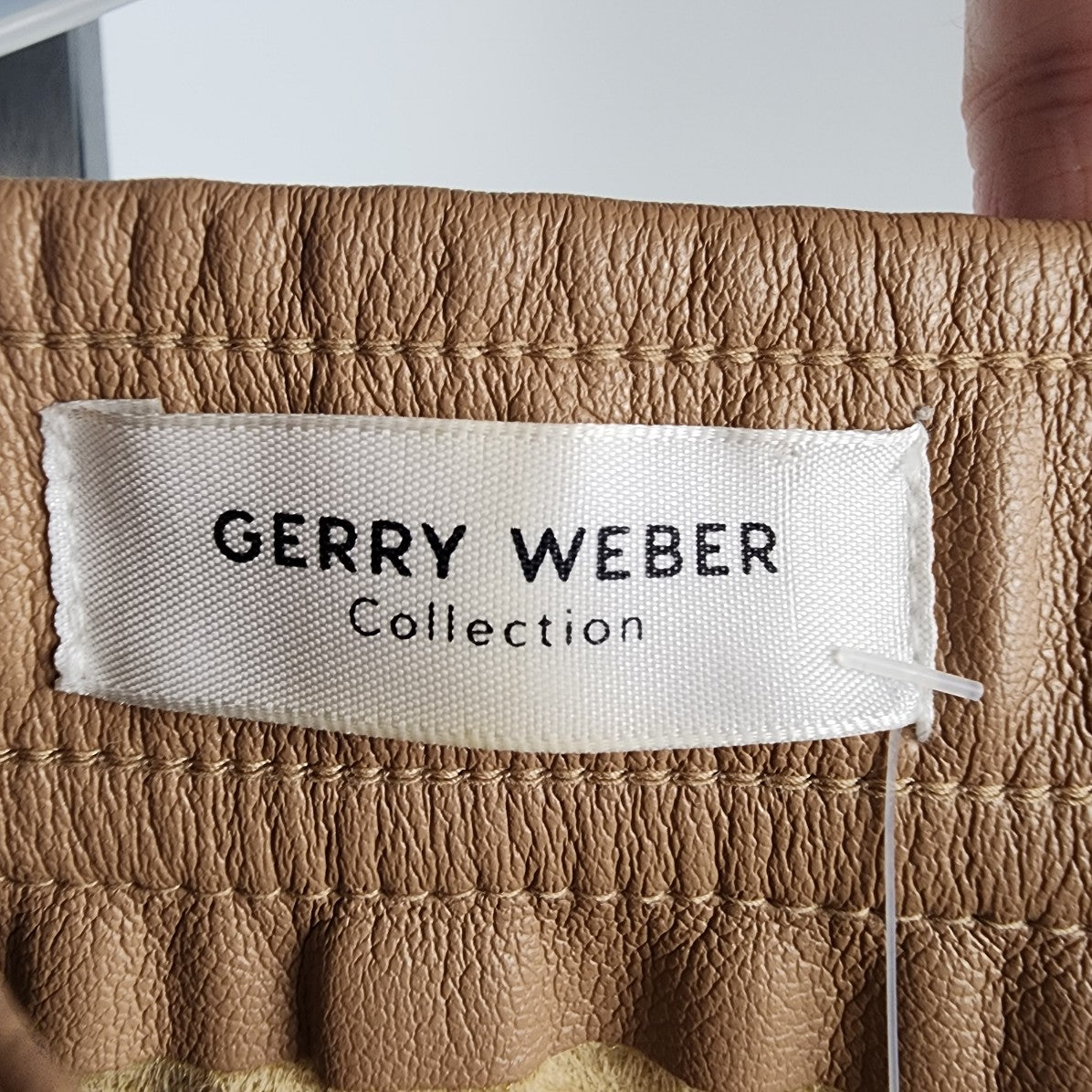Gerry Weber Brown Vegan Leather Straight Leg Pants Size 16