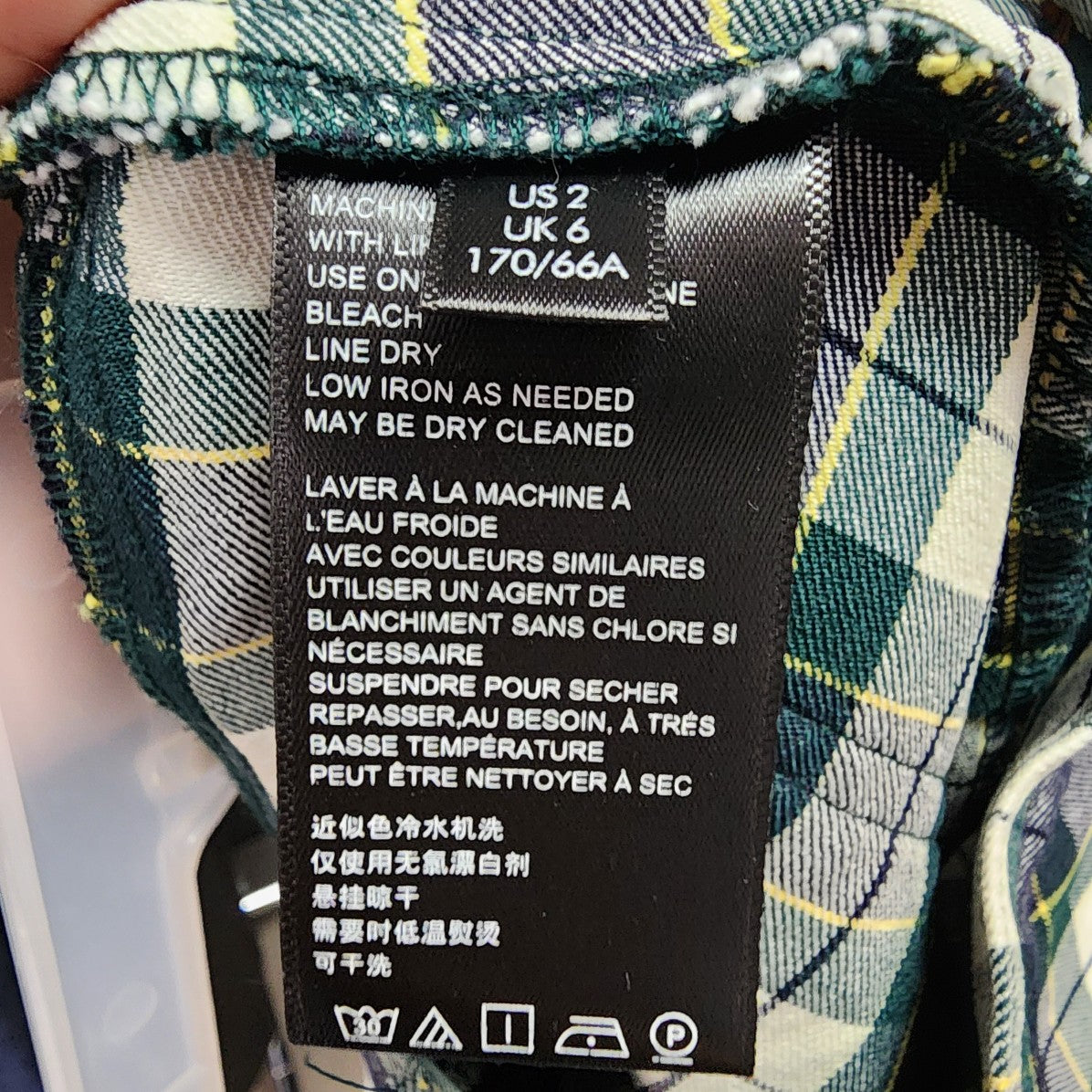 Urban Outfitters Green Plaid Tartan Cropped Pants Size 2