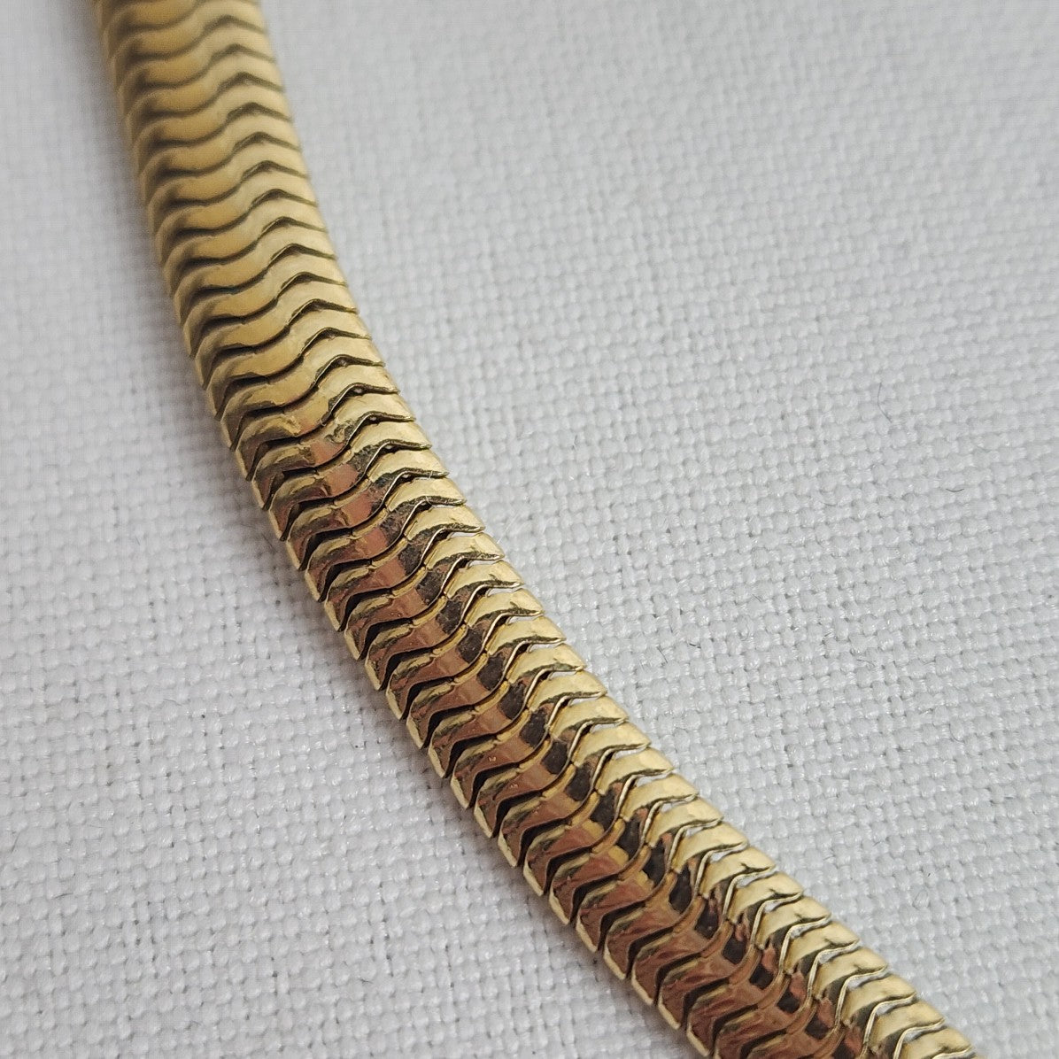 Vintage 80 Bergdorf Goodman Cream Enamel Gold Tone Collar Necklace