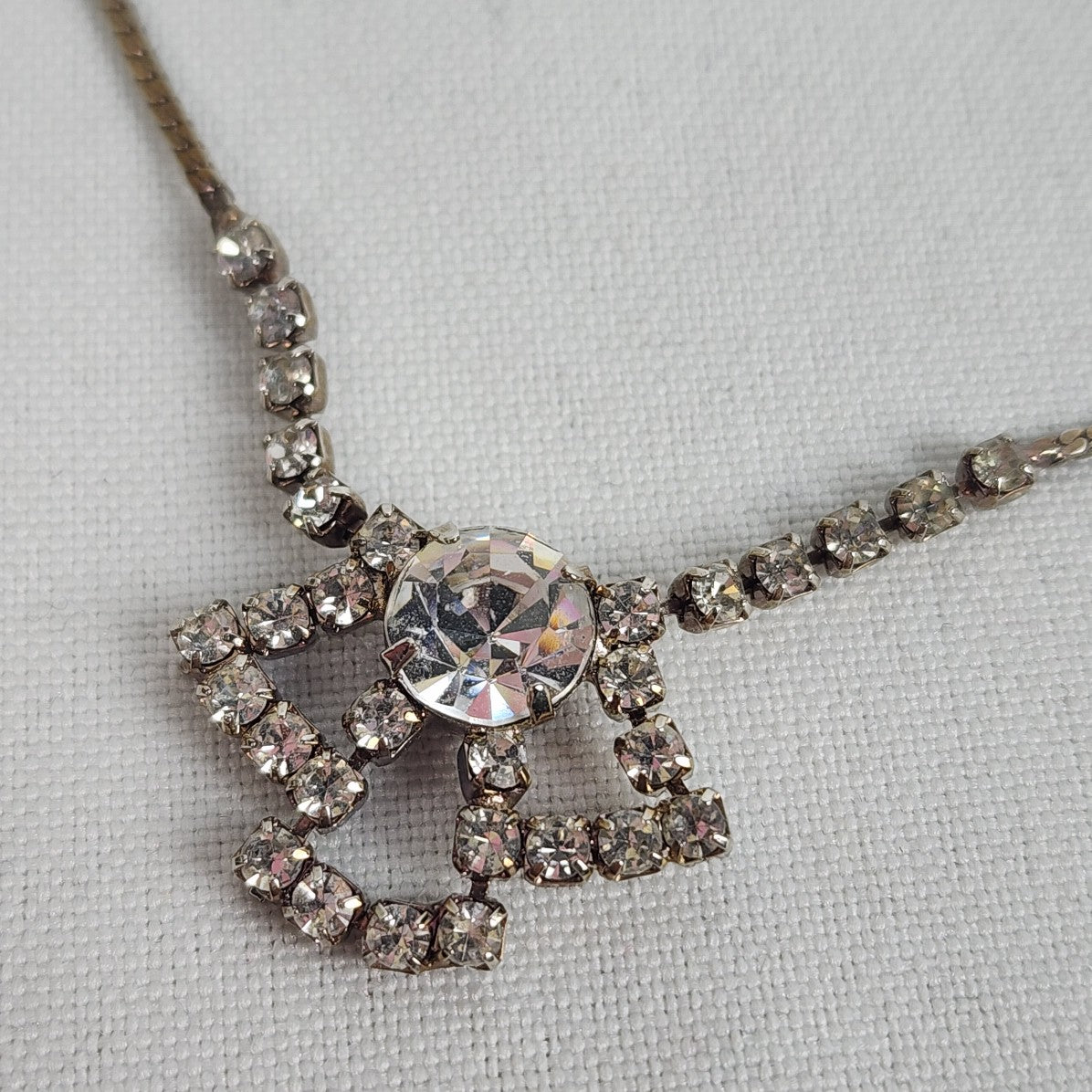 Vintage Silver Tone Rhinestone Necklace