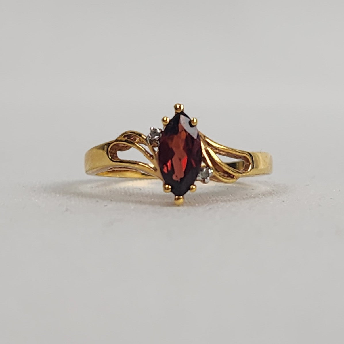 Gold Tone Red Stone Ring Size 11