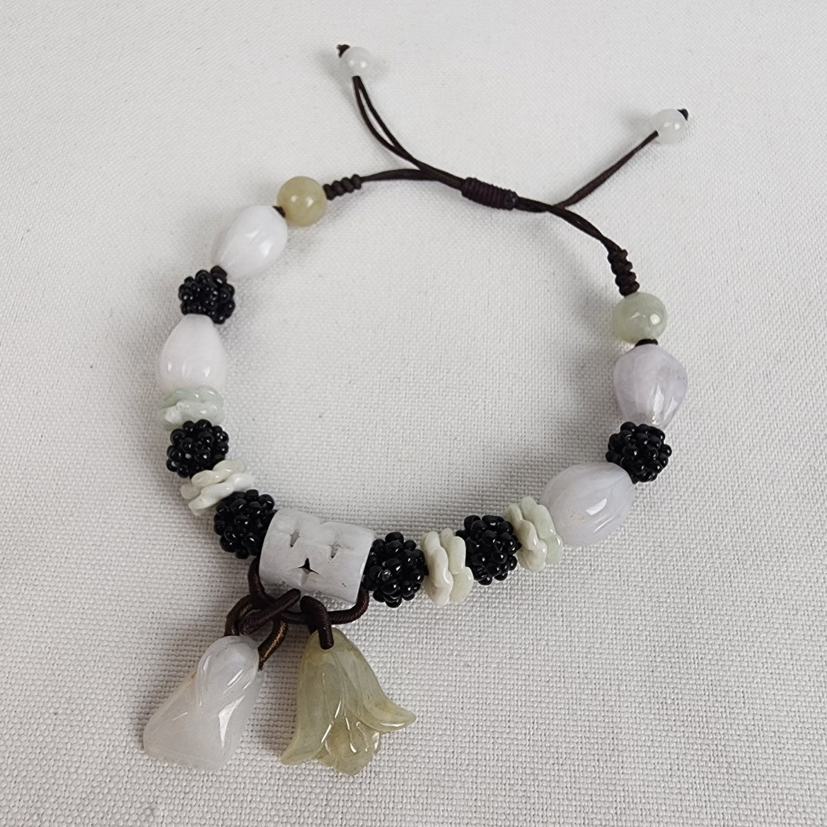 White Beaded Floral Dangle Adjustable Bracelet