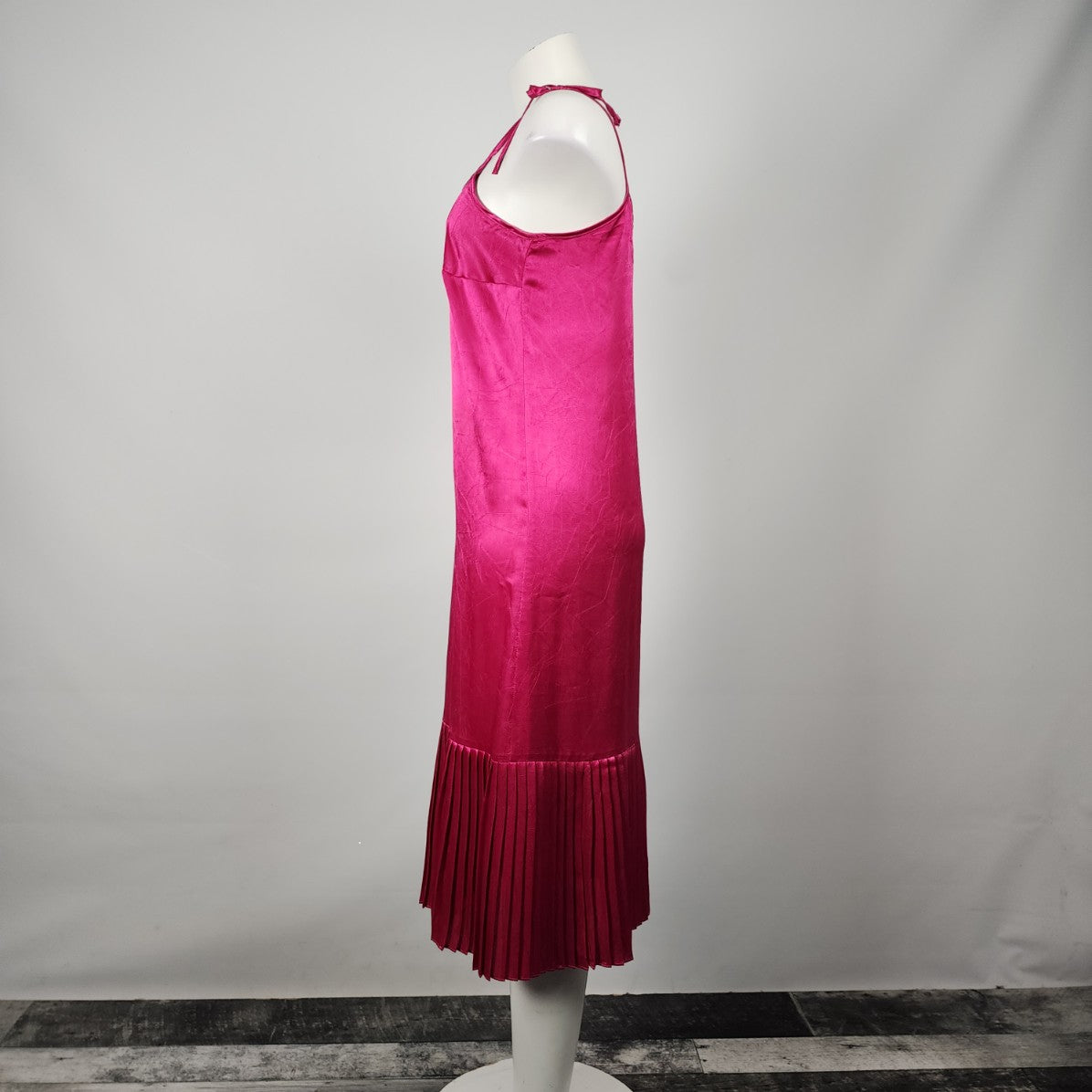 Vintage C.J. Selections Pink Silky Pleated Midi Slip Dress Size 7/8