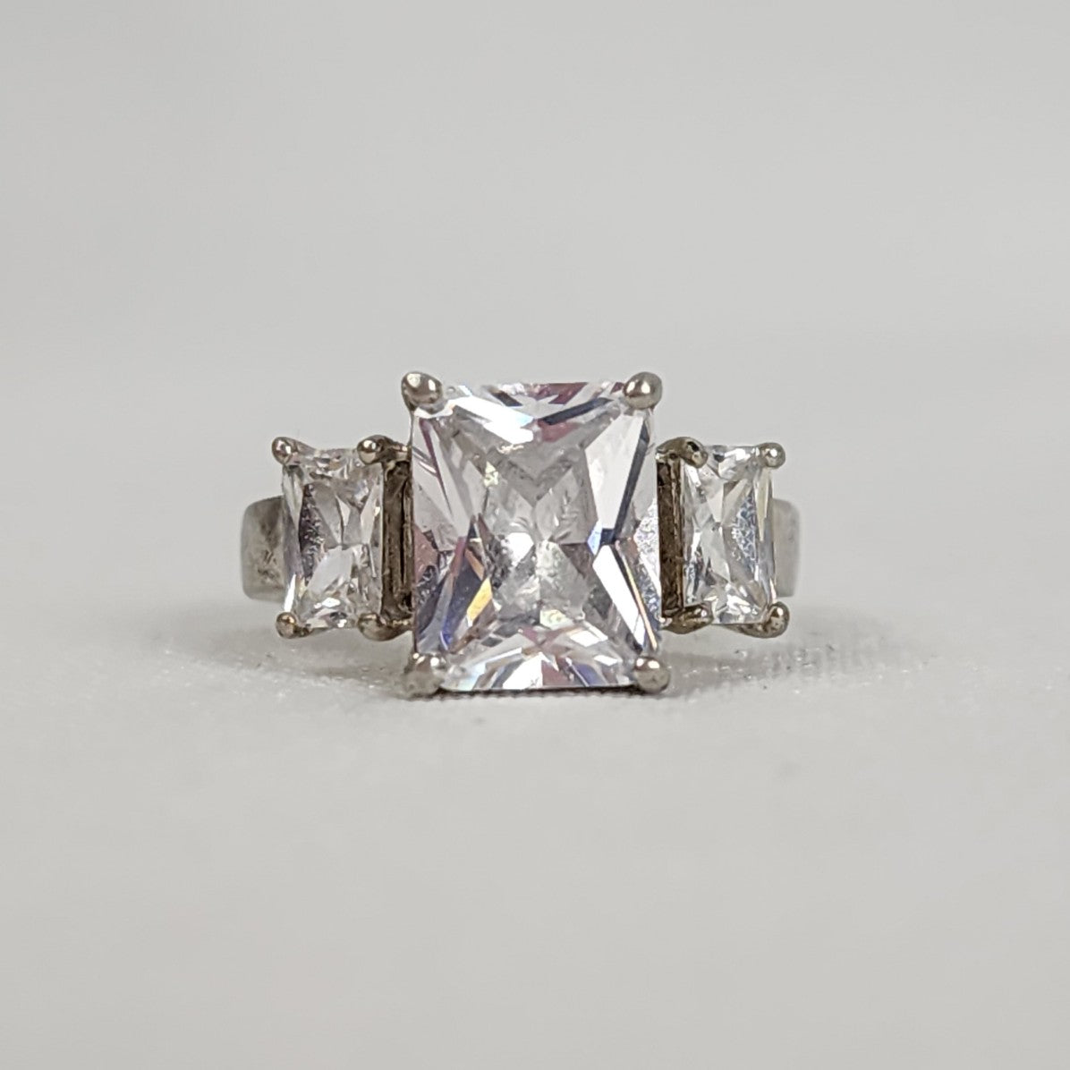 925 Sterling Silver Square CZ Stone Ring Size 7