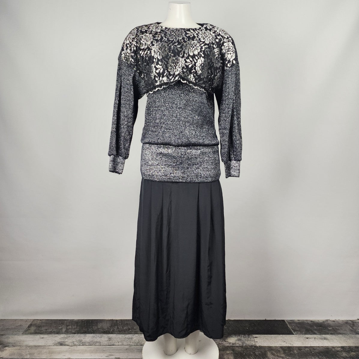 Vintage Benee By Lori Ann Black Lace Metallic Drop Waist Midi Dress Si DYL Fashions Vintage Benee By Lori Ann Black Lace Metallic Drop Waist Midi Dress Si DYL Fashions