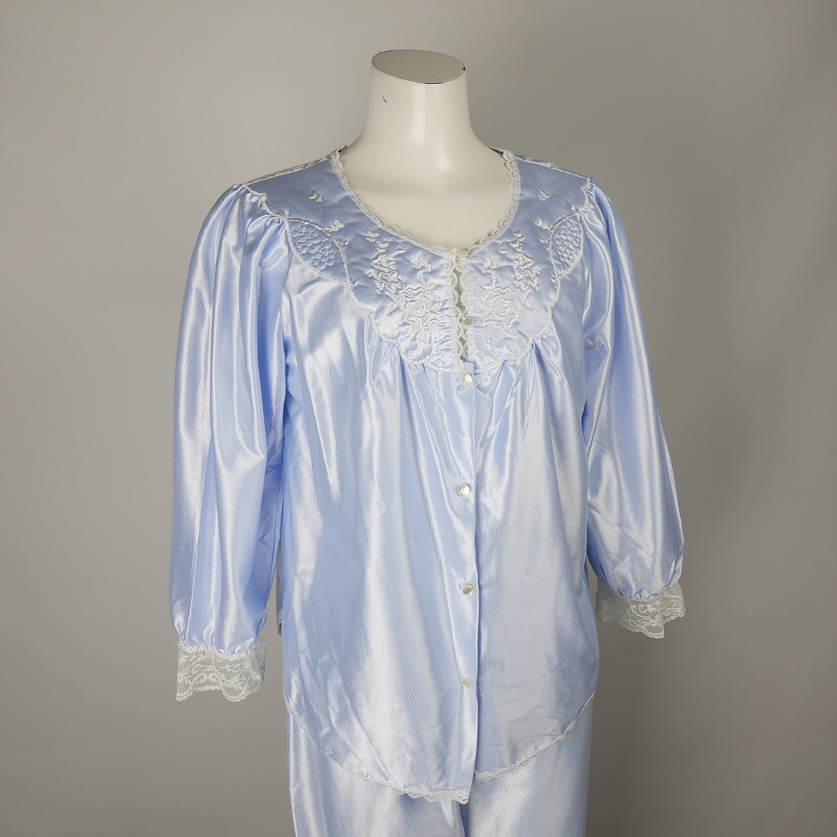 Vintage Intimate Details Blue Pajama Set Lace Embroidered Size M