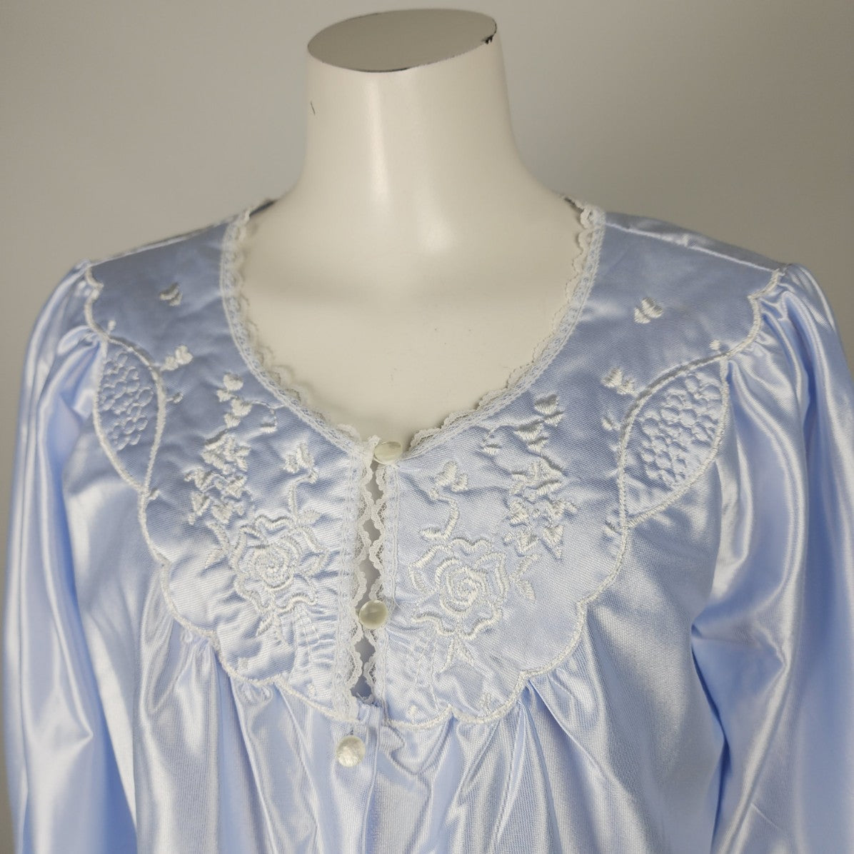 Vintage Intimate Details Blue Pajama Set Lace Embroidered Size M