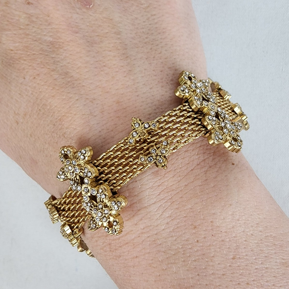 Cabi Bon Vivant Gold Flower Necklace & Bracelet