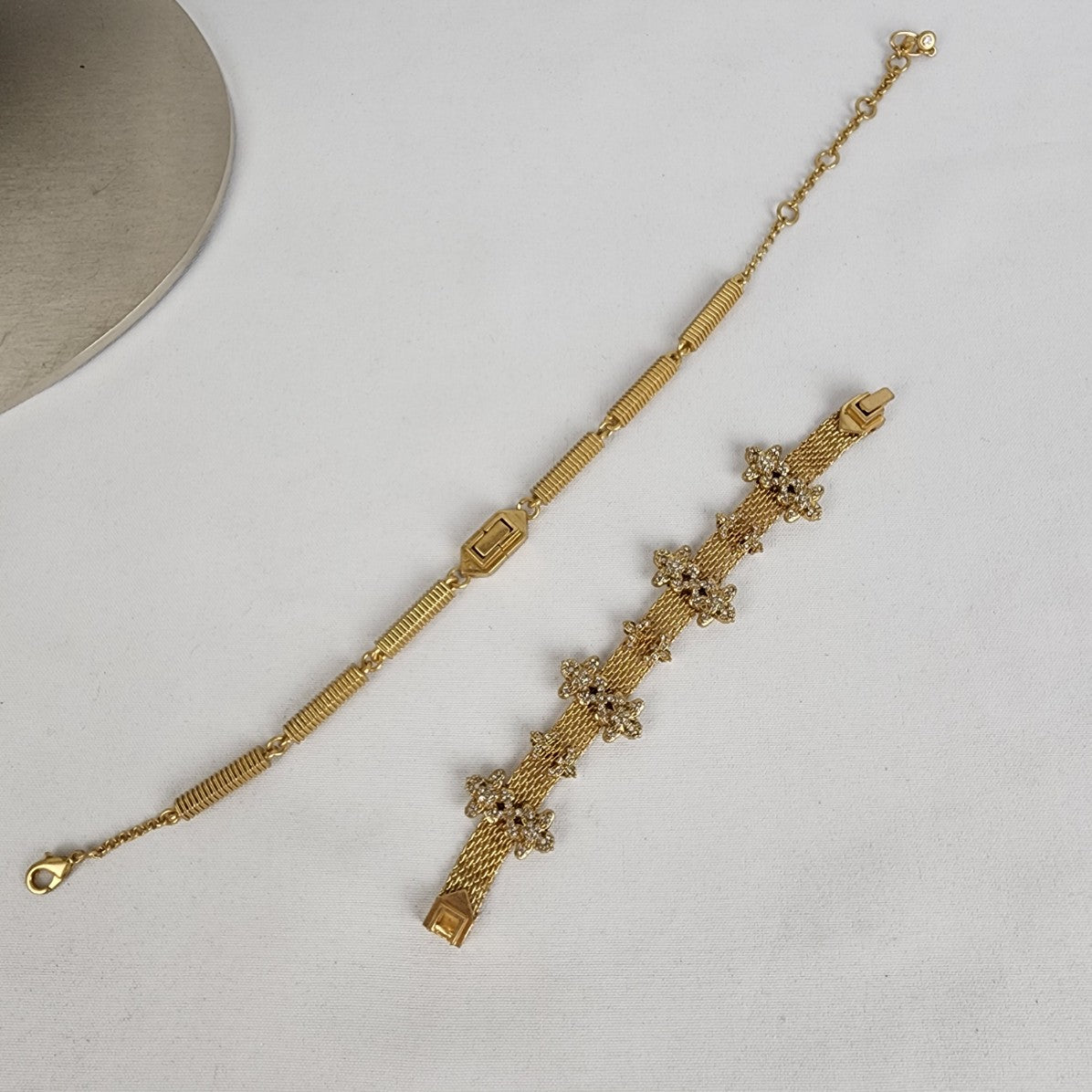 Cabi Bon Vivant Gold Flower Necklace & Bracelet