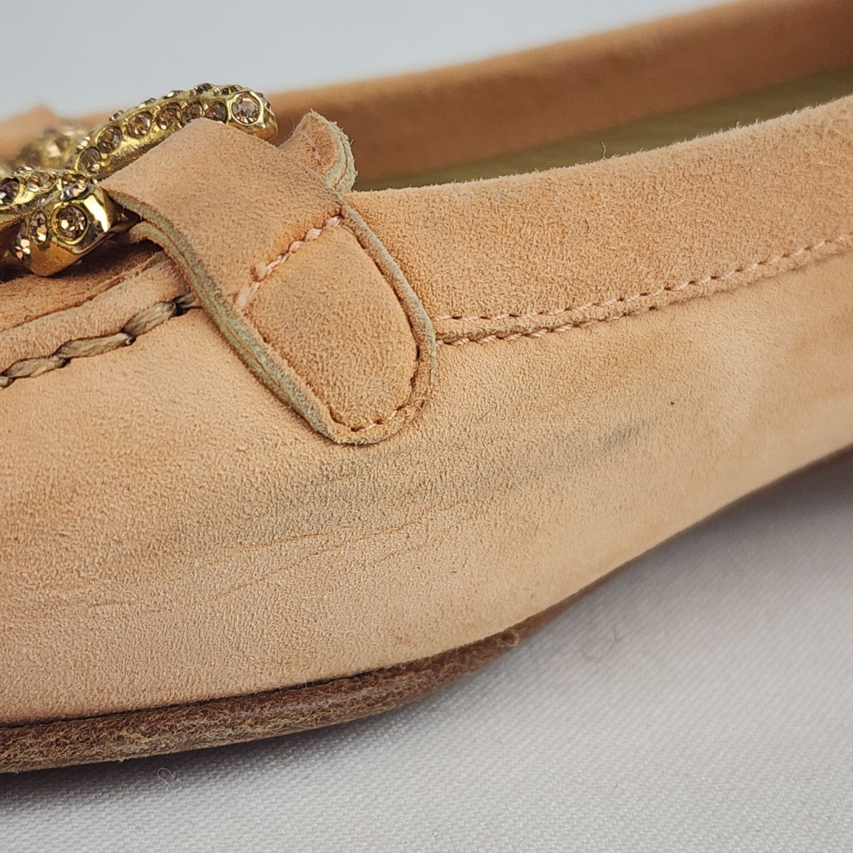 Stuart Weitzman Peach Suede Gold Chain Loafers Size 6.5