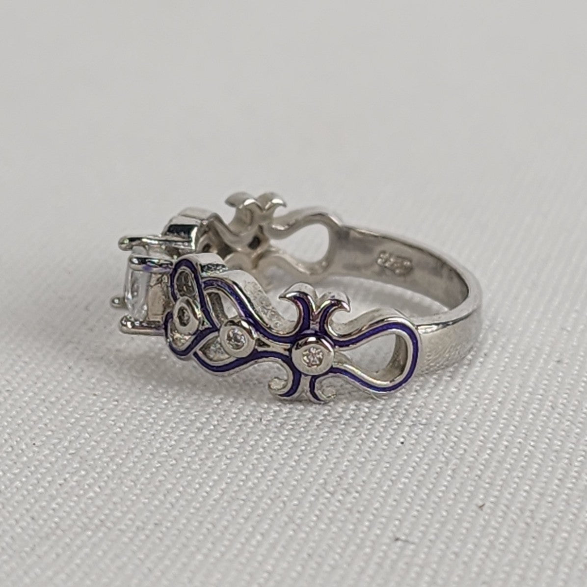 925 Sterling Silver Purple Filagree Ring Size 6.5
