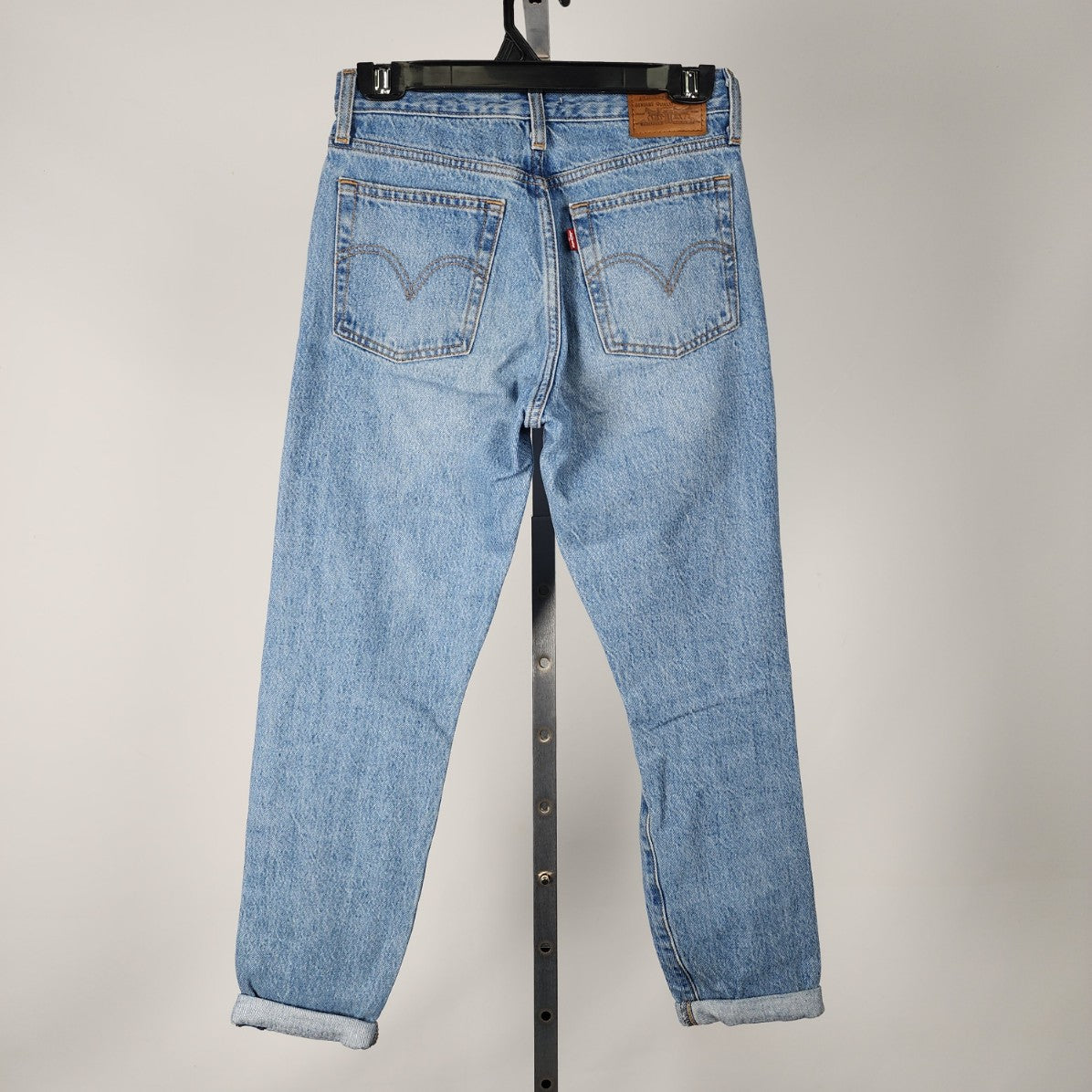 Levi's Premium Wedgie Distressed Straight Leg Denim Jeans Size 25