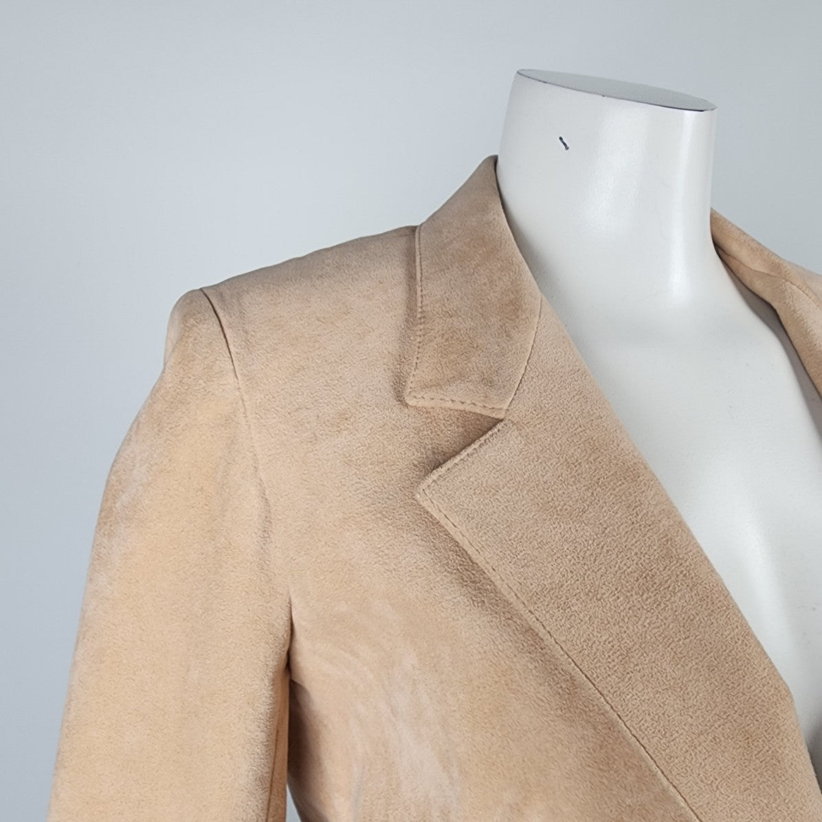 Vintage Holt Renfrew Cream Ultra Suede Blazer Size 10