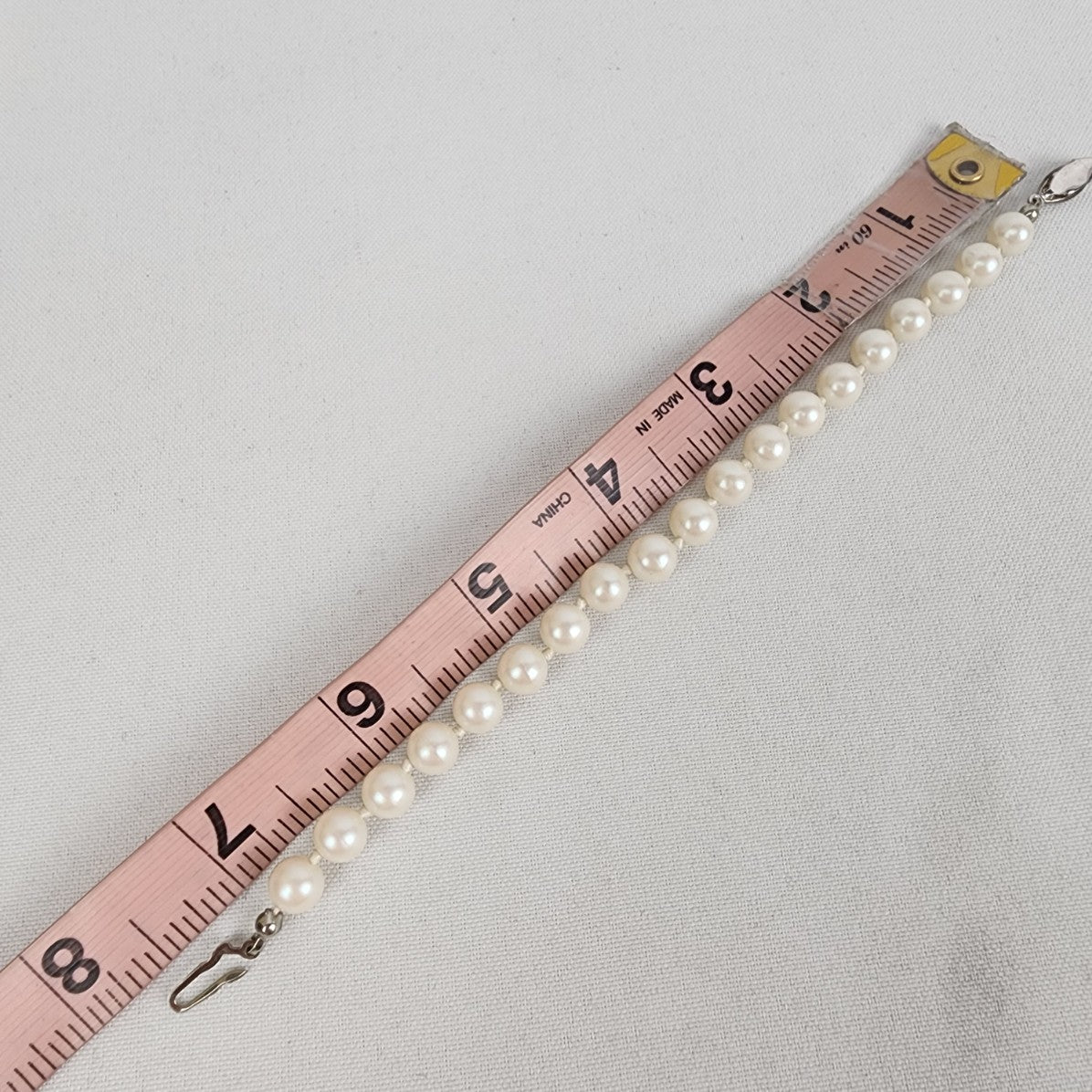 Vintage White Faux Pearl Bracelet