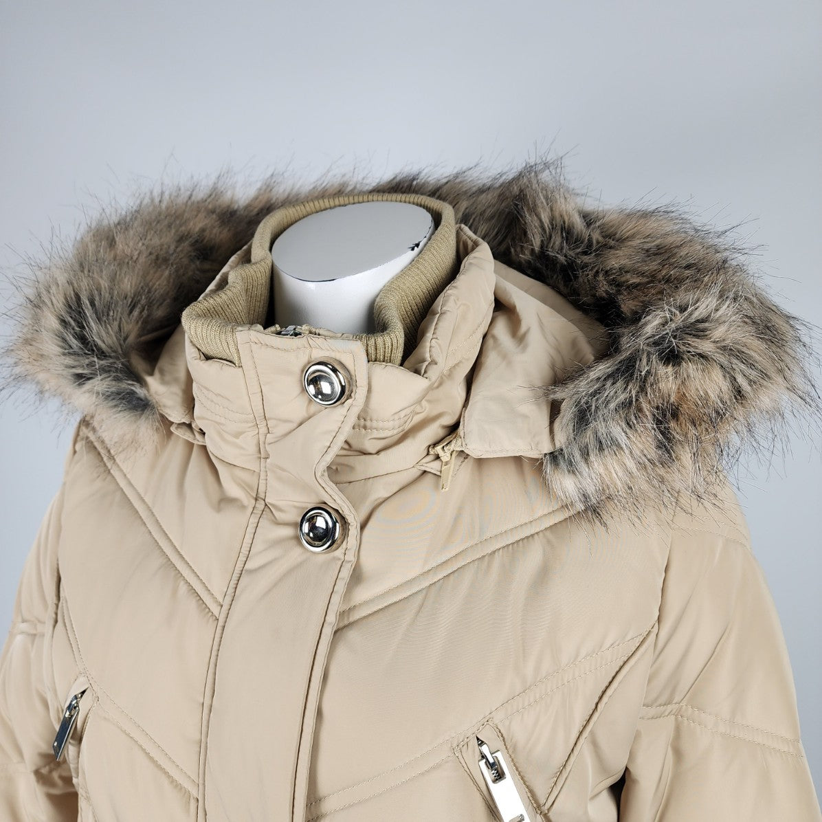 Ellabee Cream Fur Trim Puffer Winter Coat Size M