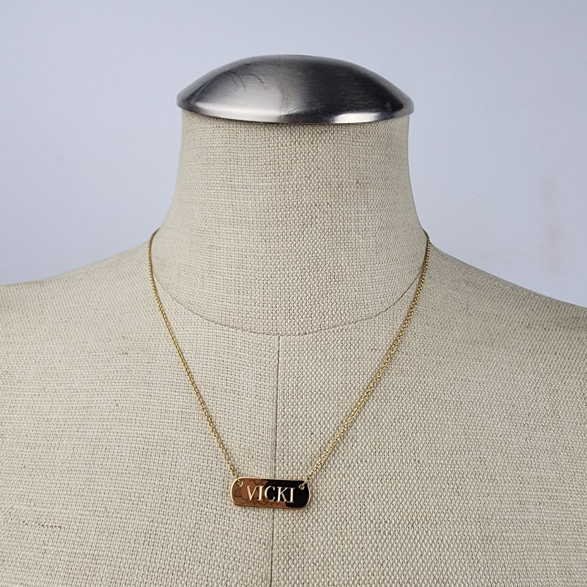 Stella & Dot Gold Tone Vicki Signature Necklace