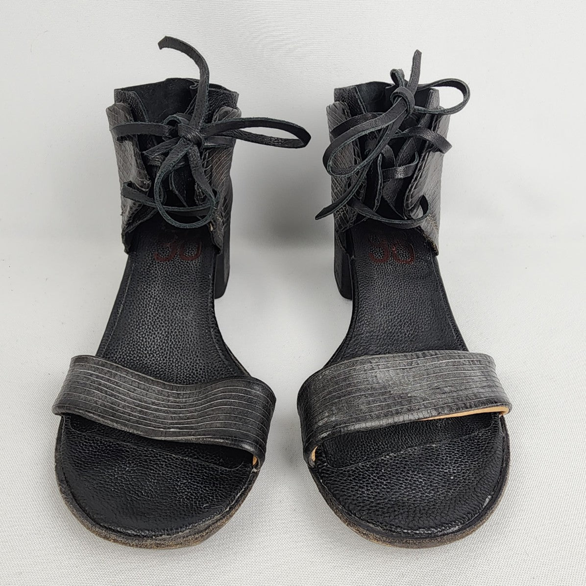 AS98 Black Leather Lace Up Chunky Heel Sandals Size 8.5