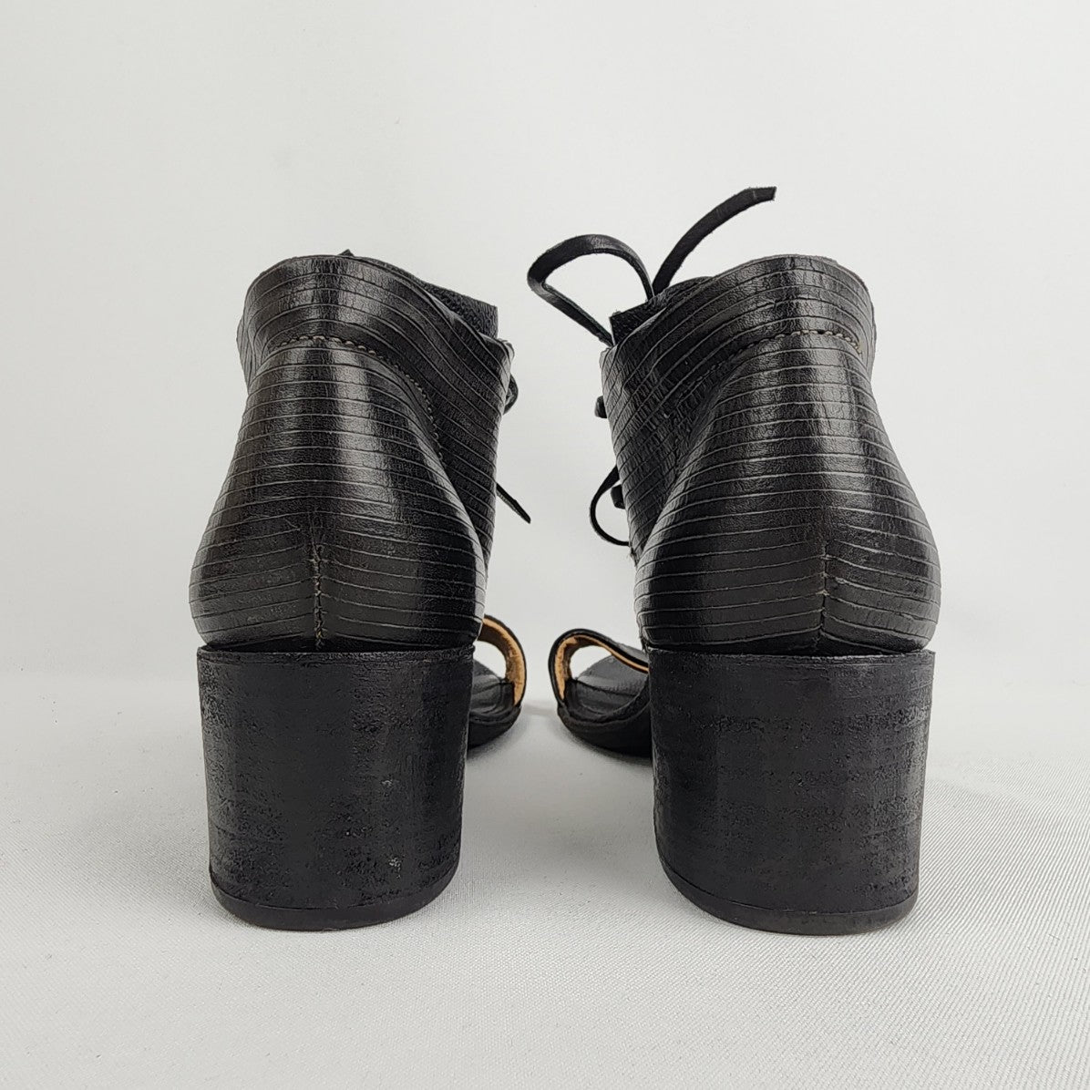AS98 Black Leather Lace Up Chunky Heel Sandals Size 8.5