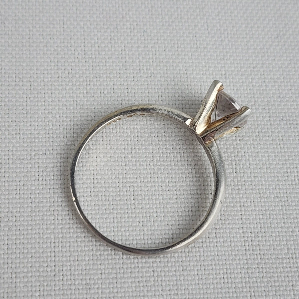 925 Sterling Silver Cubic Zircon Solitaire Ring Size 7.5