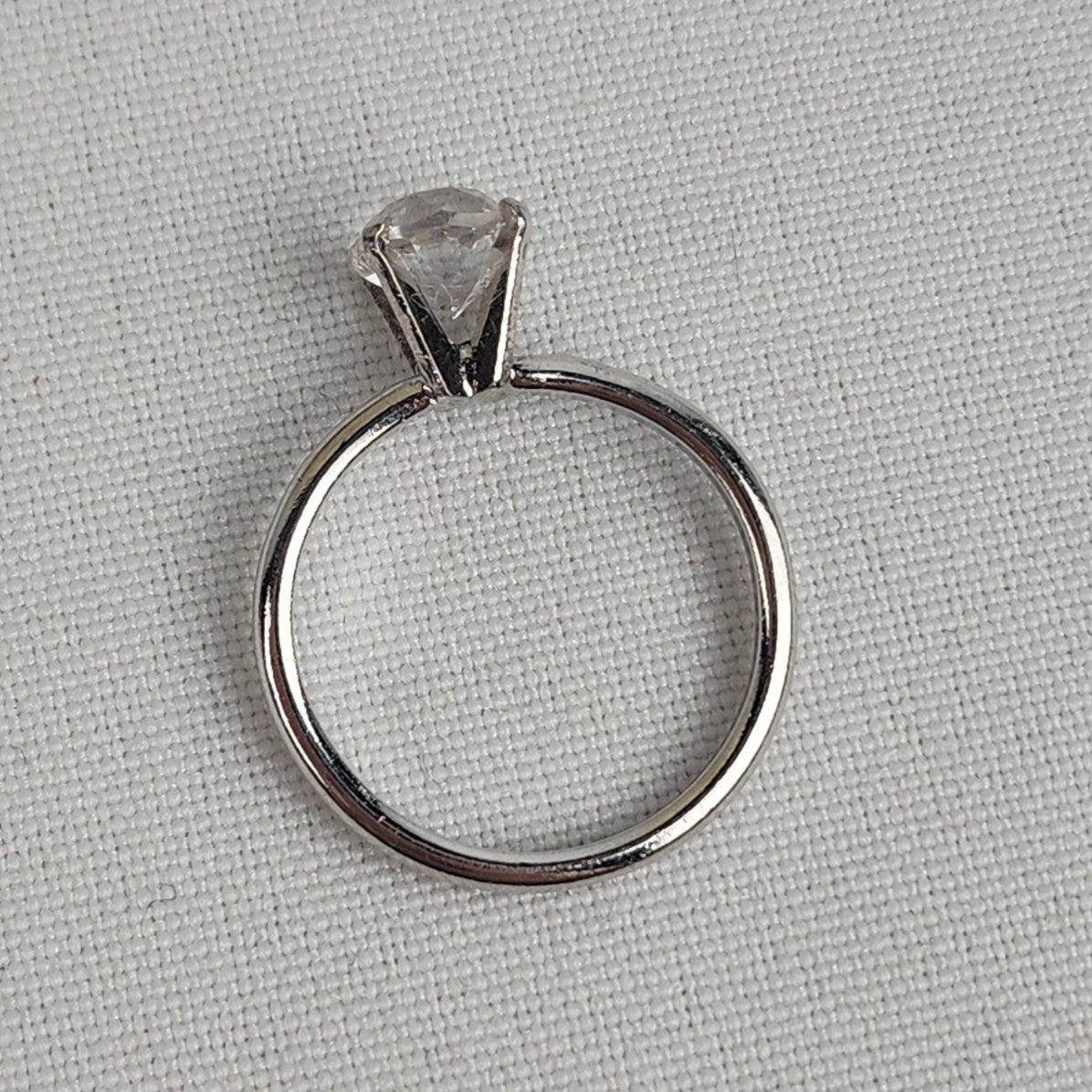 Vintage Silver Crystal Ring Size 8