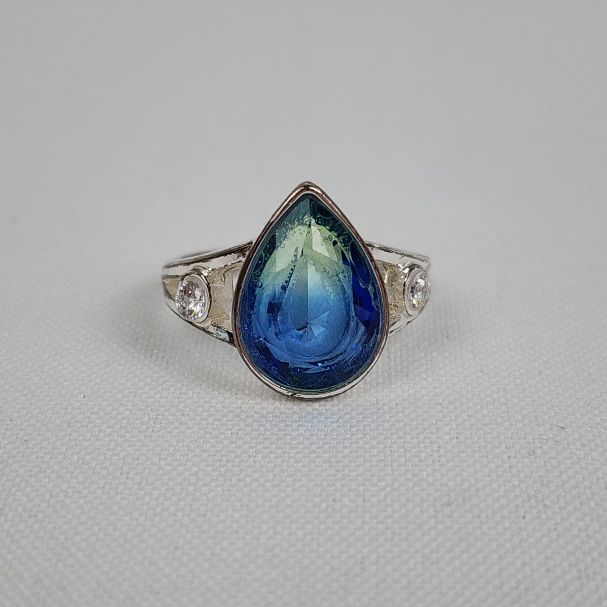 Aqua Blue Silver Tone Ring Size 8
