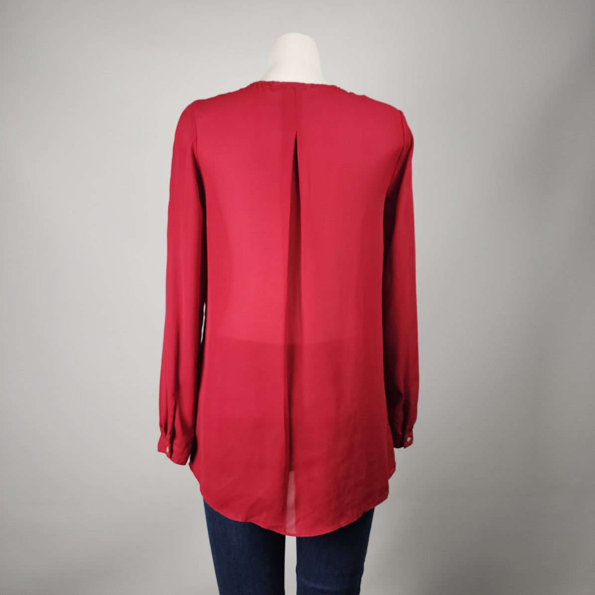 Alfred Sung Red V-Neck Blouse Size S