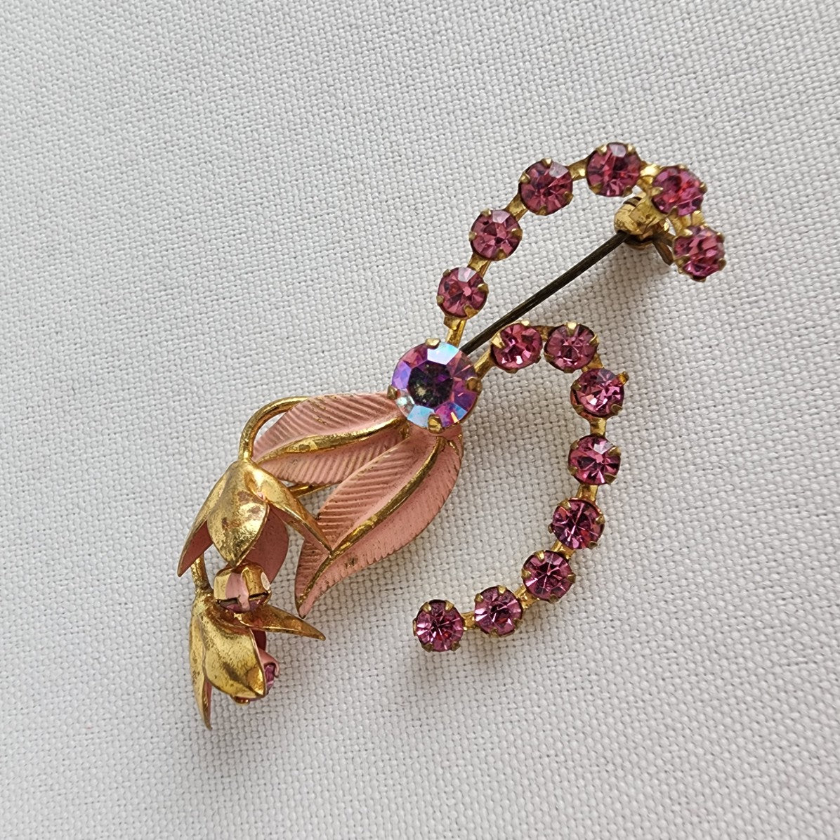 Vintage Gold Tone Pink Rhinestone Flower Brooch