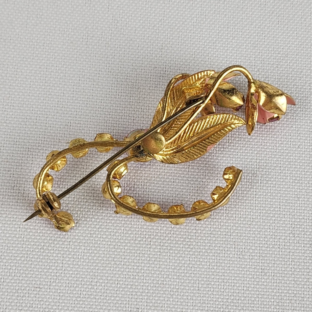 Vintage Gold Tone Pink Rhinestone Flower Brooch