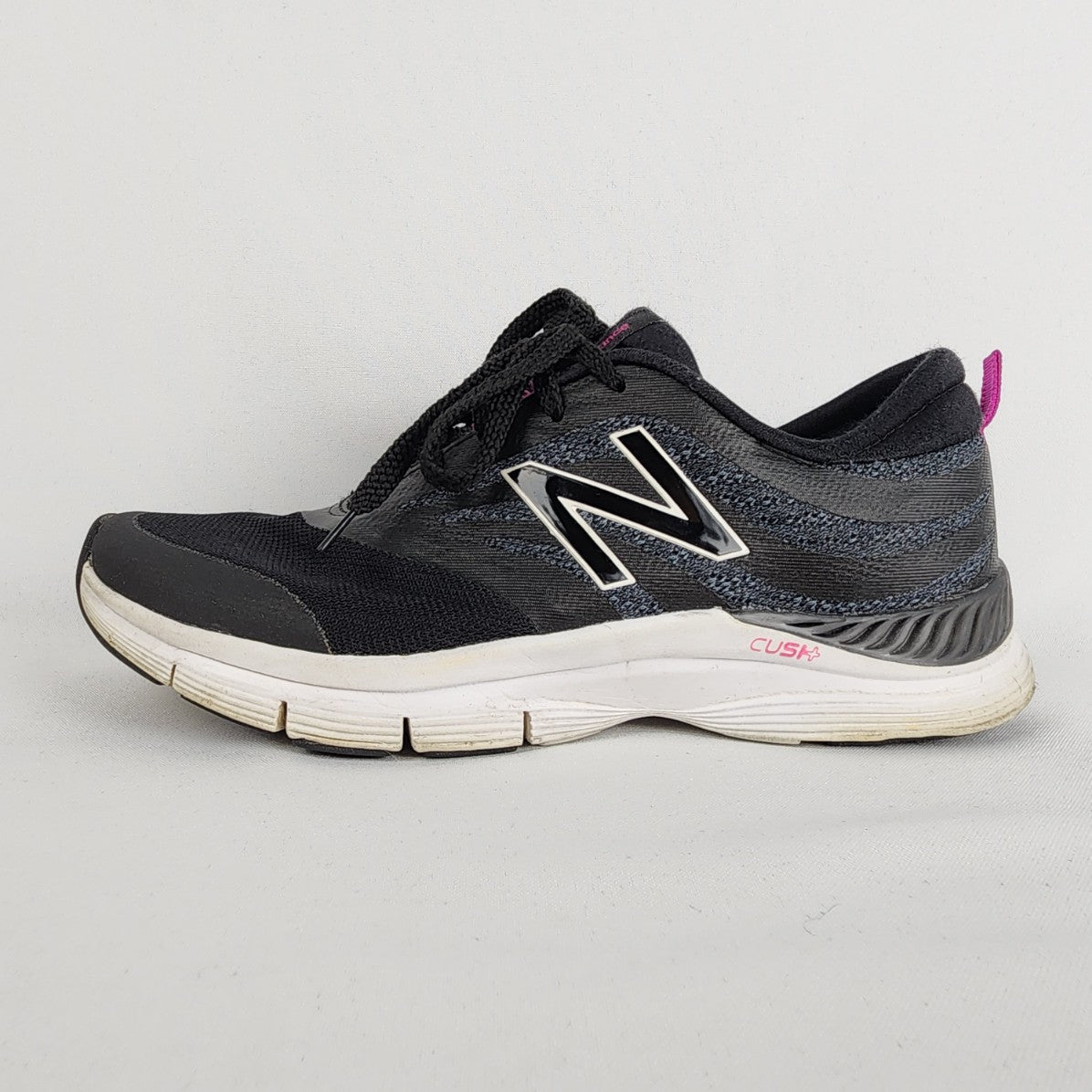New Balance 713 Black Purple Athletic Running Sneakers Size 7.5