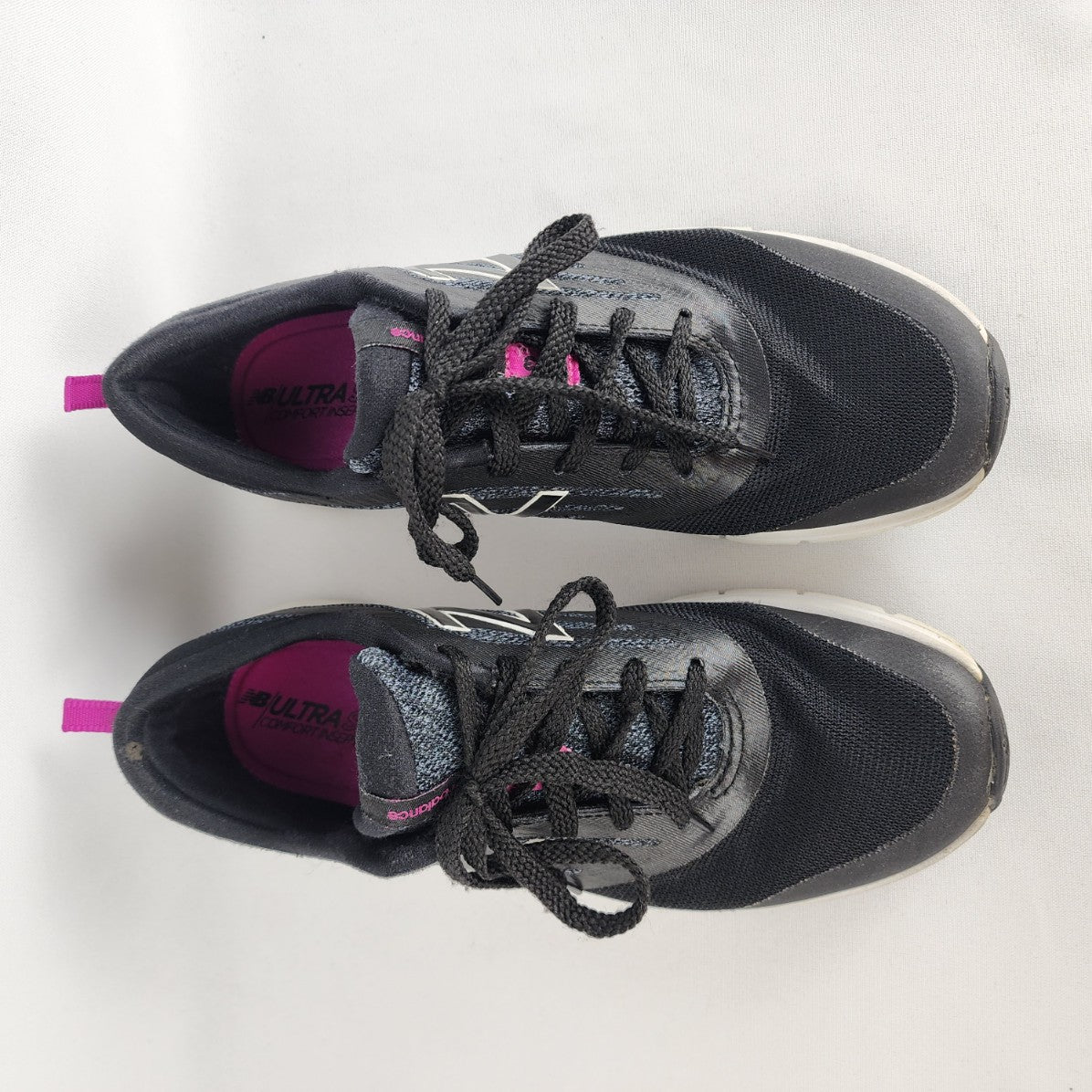 New Balance 713 Black Purple Athletic Running Sneakers Size 7.5
