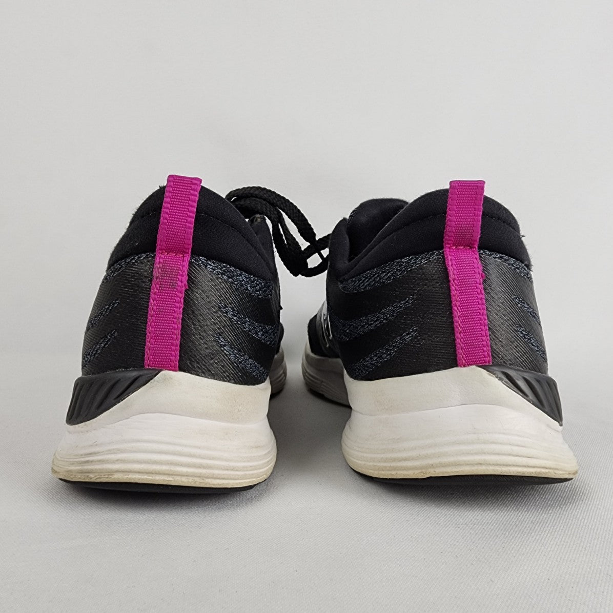 New Balance 713 Black Purple Athletic Running Sneakers Size 7.5