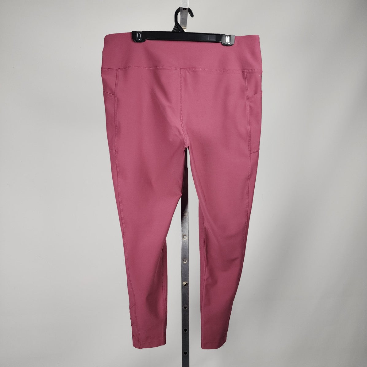 Mondetta Pink Athletic Leggings Size XXL