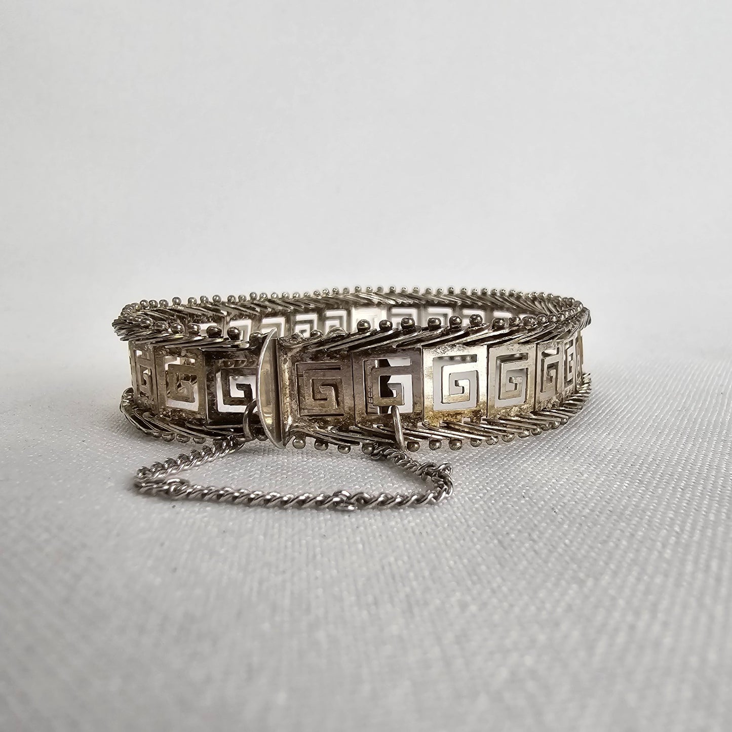 Vintage 925 Sterling Silver Maze Pattern Link Bracelet With Safety Chain