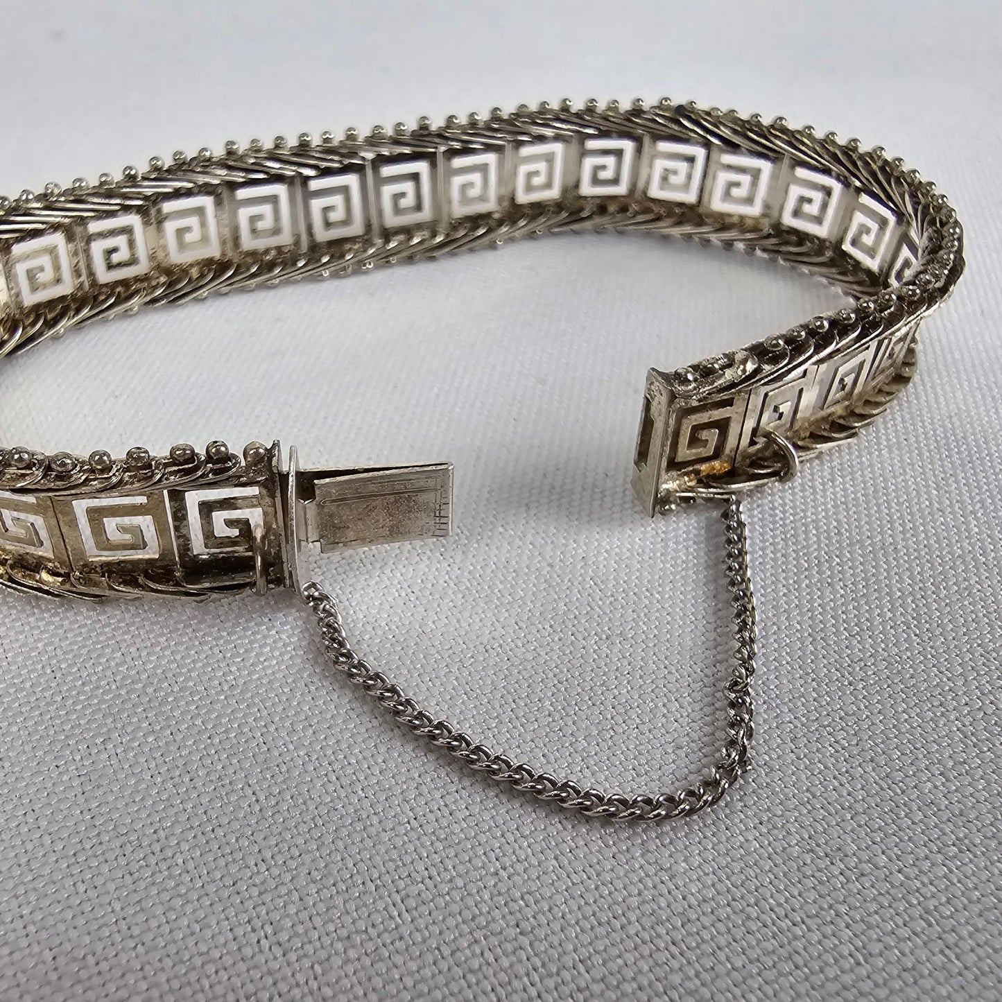 Vintage 925 Sterling Silver Maze Pattern Link Bracelet With Safety Chain