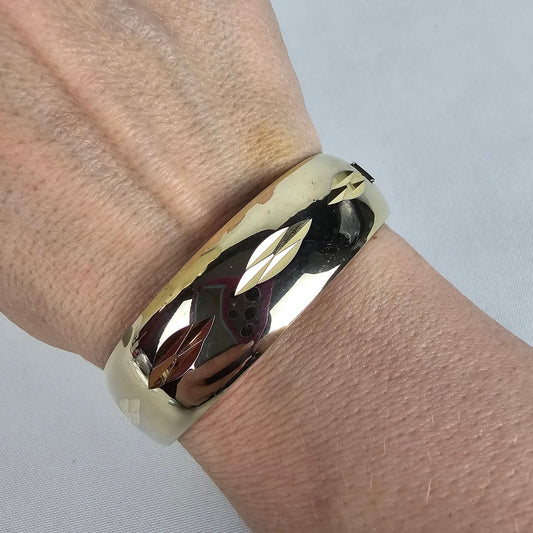 Vintage Gold Tone Hinge Bracelet
