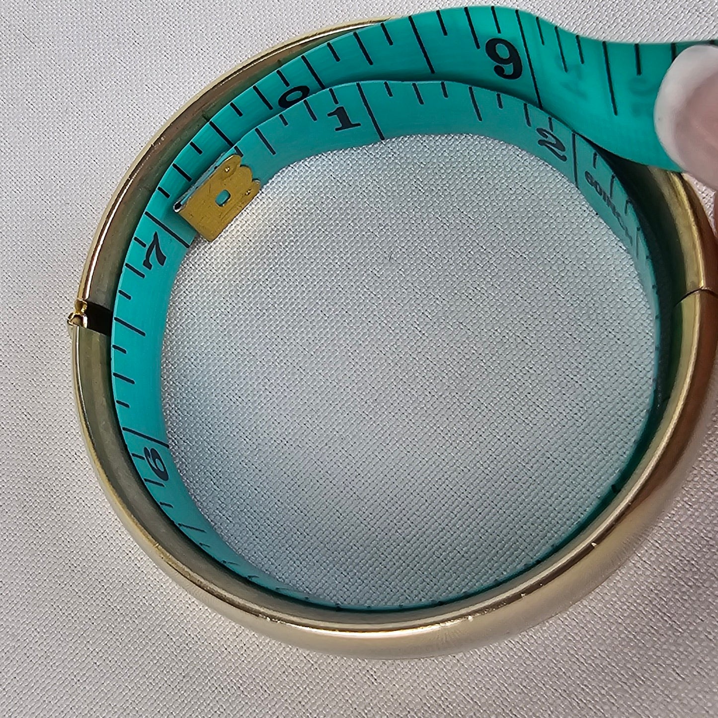 Vintage Gold Tone Hinge Bracelet