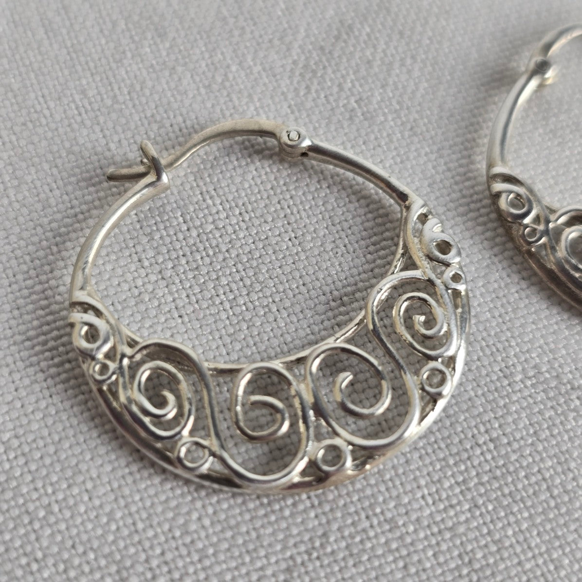 925 Sterling Silver Fillagree Hoop Earrings