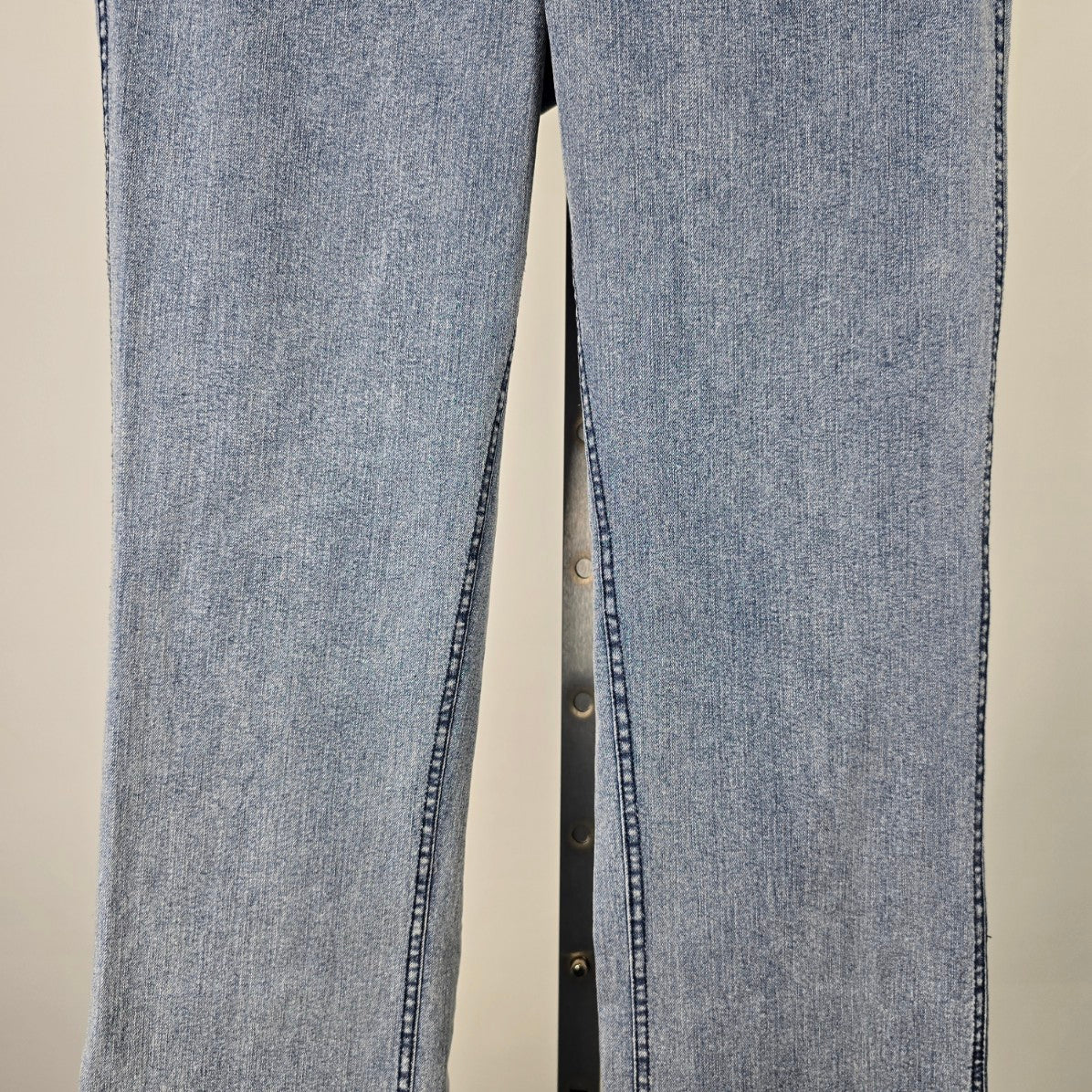 Hue High Rise Denim Flare Legging Raw Hem Jeans Size XS