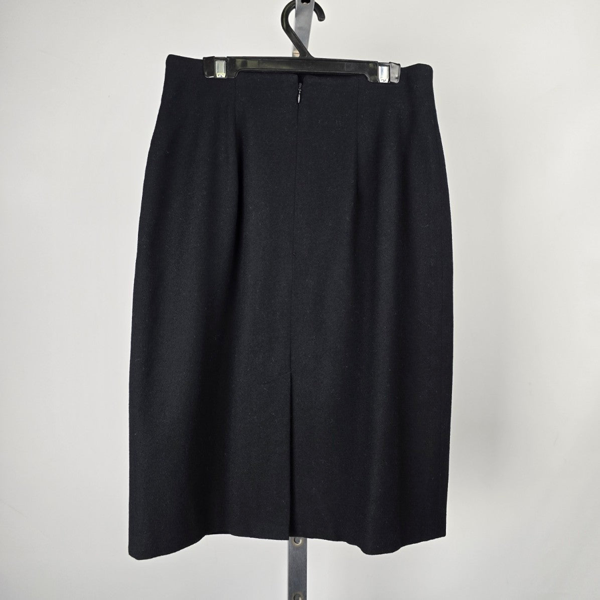 Vintage Evan-Picone Petites Black Wool Knee Length Skirt Size 8