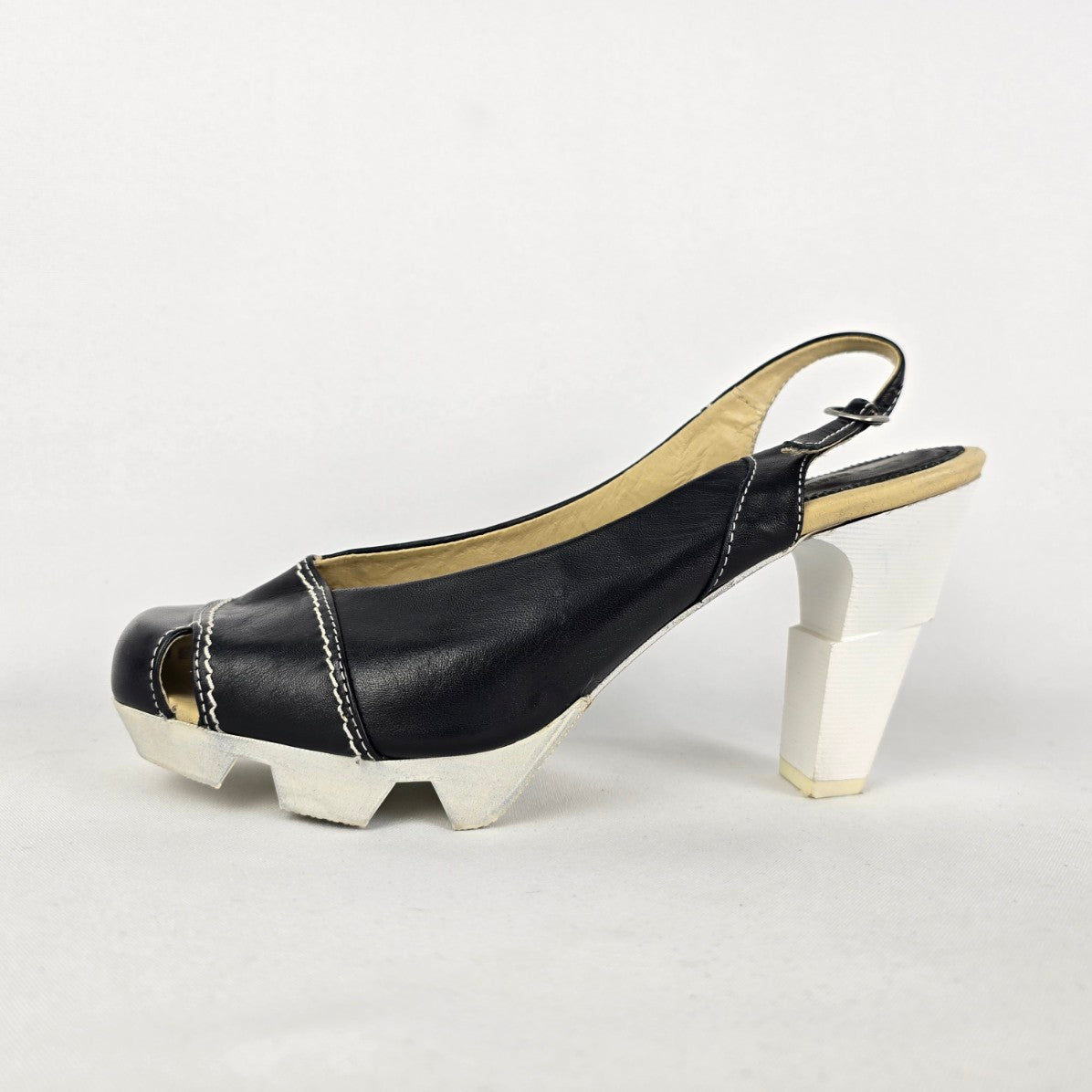 Like Smug by Prophecy Black Leather Sling Back Heels Size 10.5