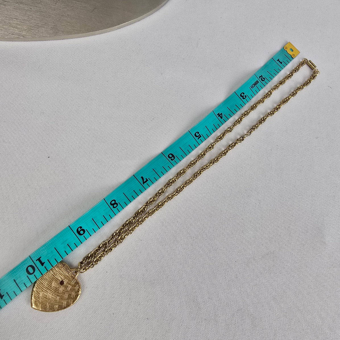 Vintage Gold Tone PTL Portrait Pendant Chain Necklace