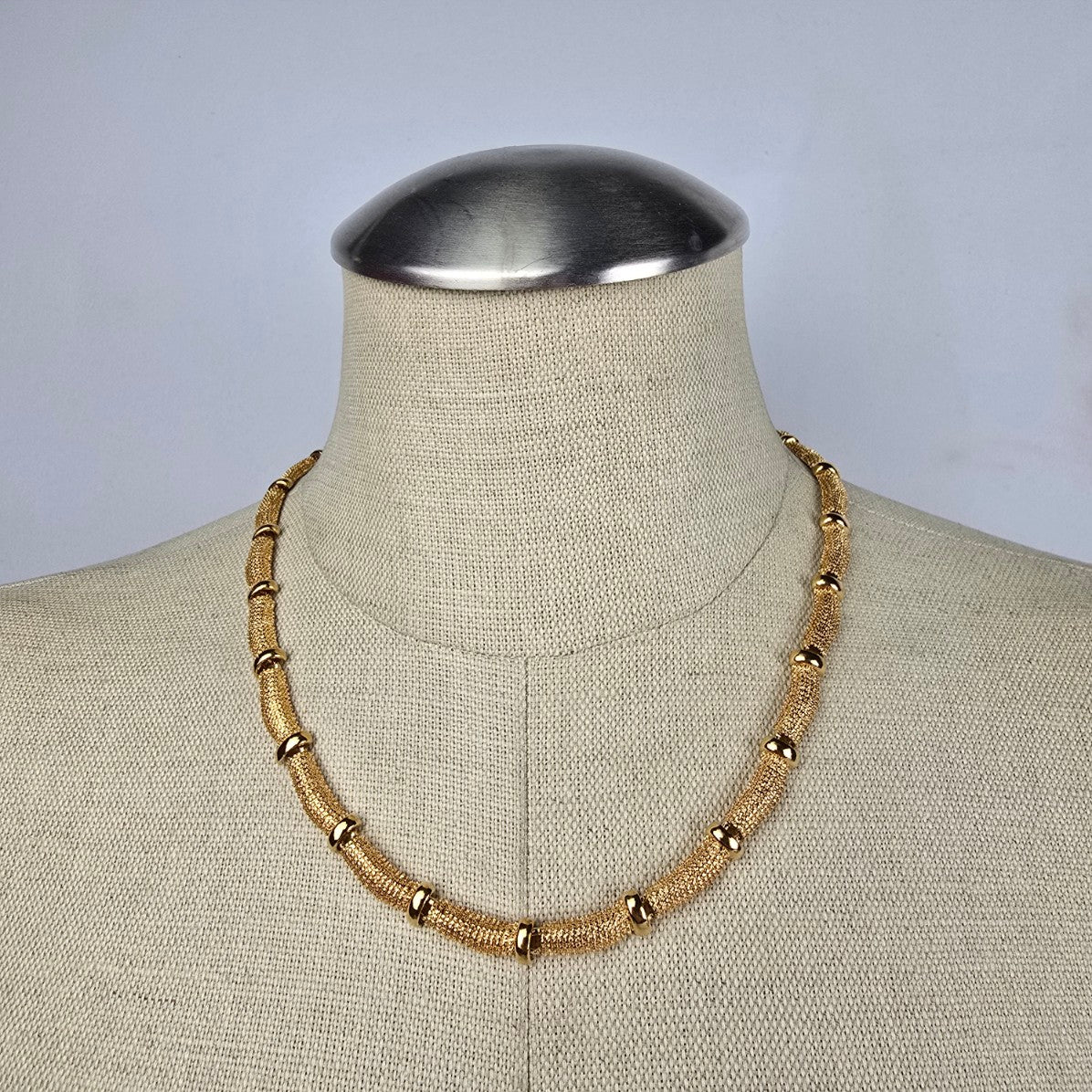 Vintage Avon Gold Tone Textured Chain Link Necklace